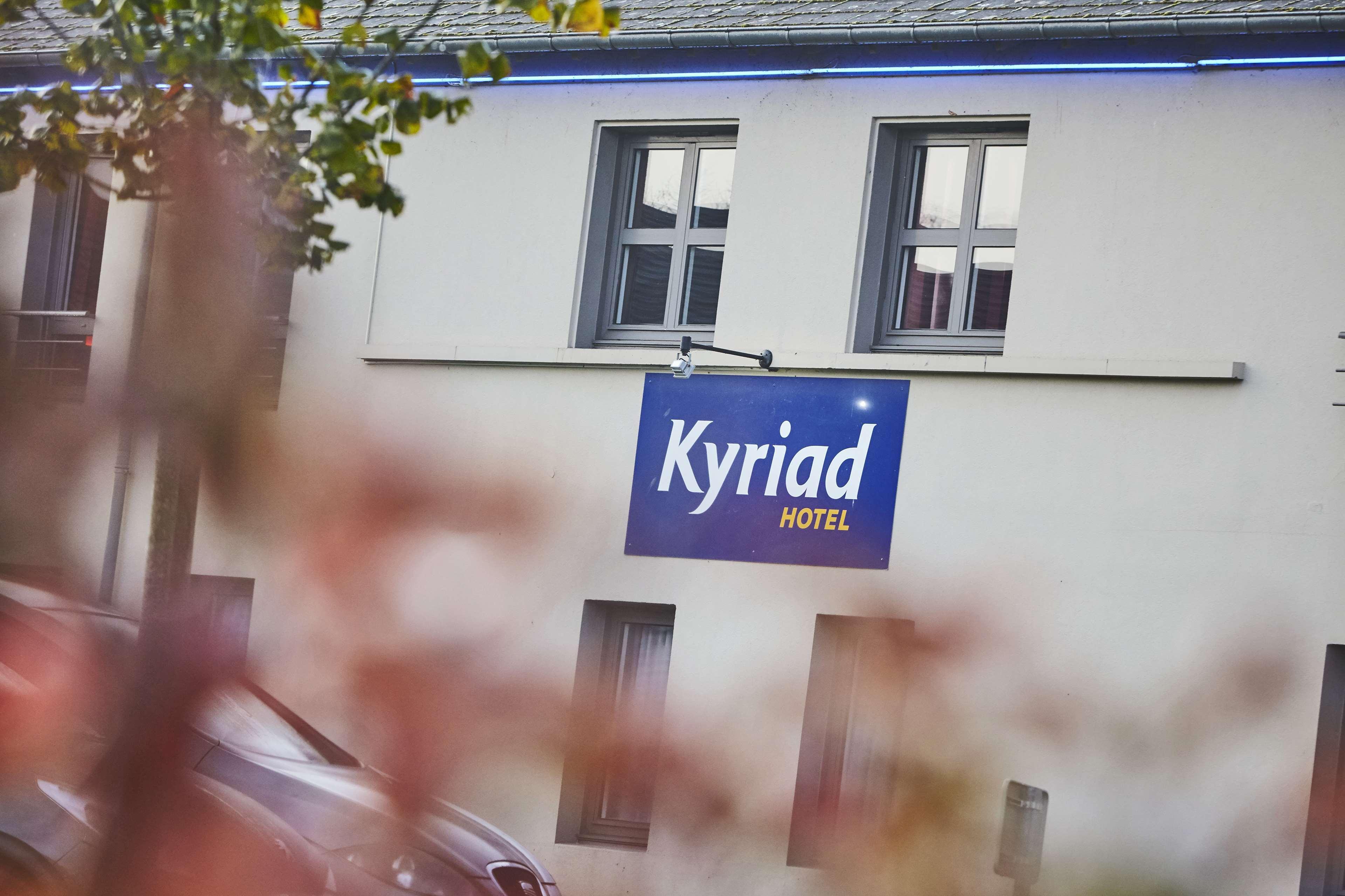Kyriad Hotel Ла-Флеш Экстерьер фото