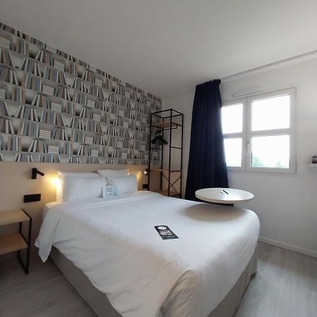 Kyriad Hotel Ла-Флеш Экстерьер фото