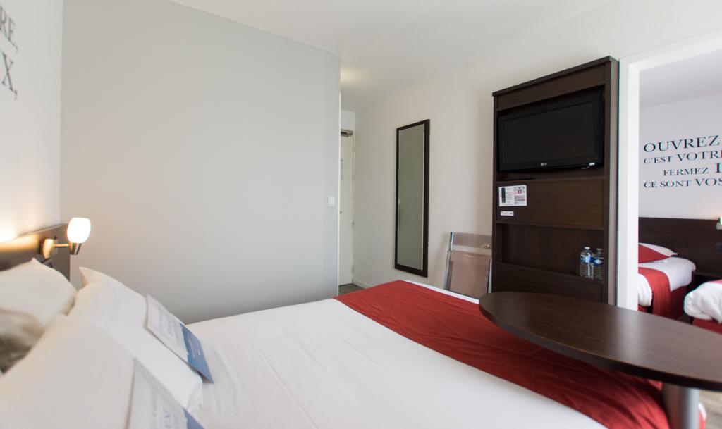 Kyriad Hotel Ла-Флеш Экстерьер фото